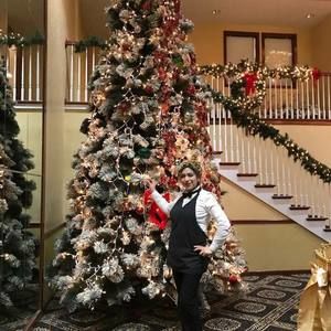 Meet your Posher, Laura